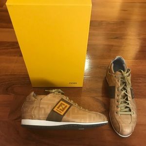 Sportive fendi zucca print sneaker